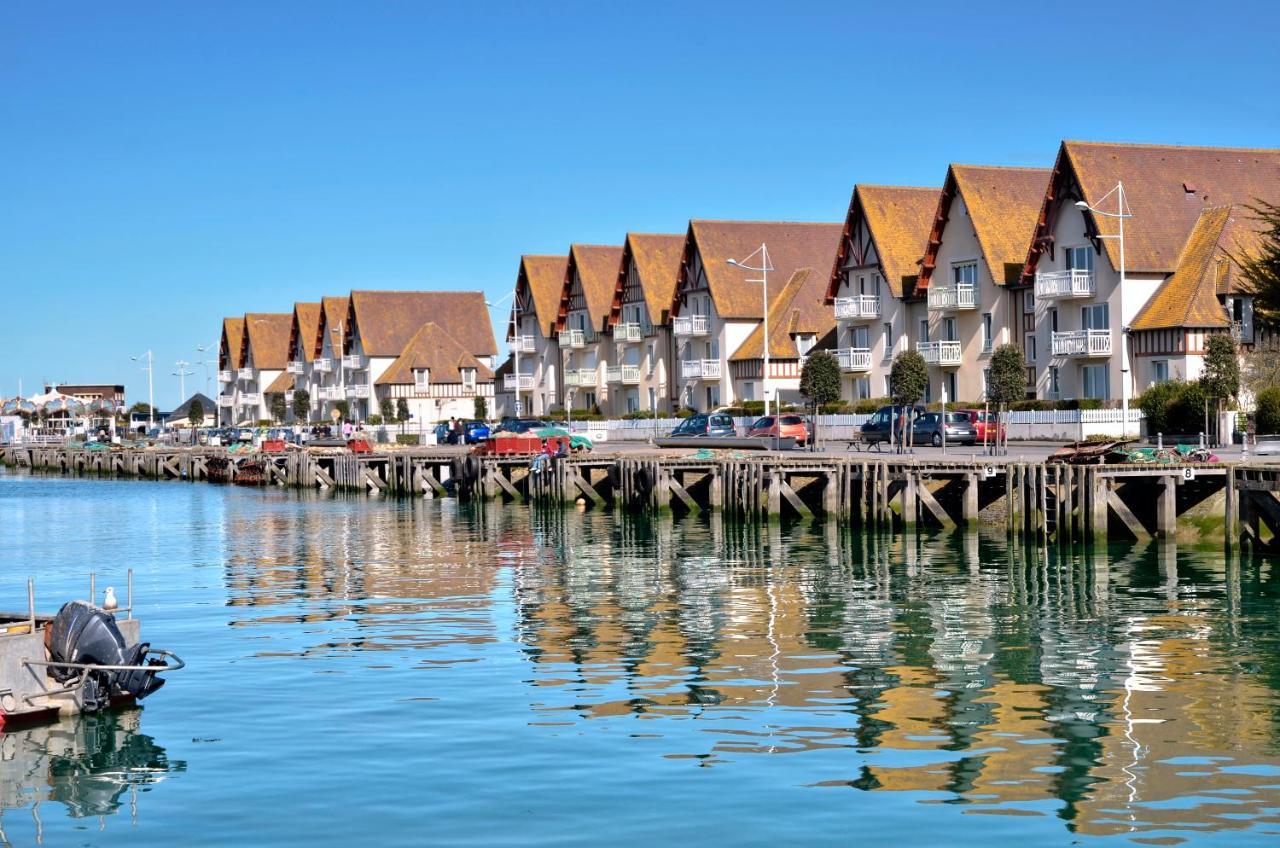 Appartement Au Pied De La Plage - Balcon - Parking Courseulles-sur-Mer Exterior photo
